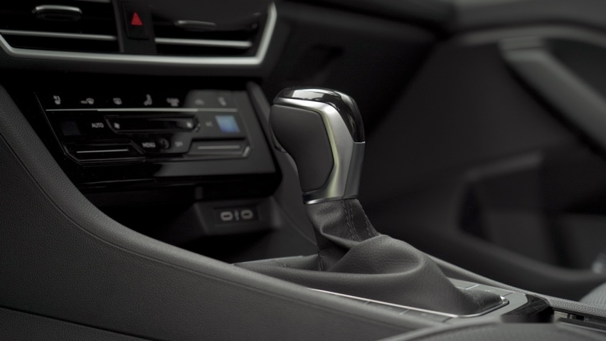 身手全面无短板！试驾全新速腾300TSI