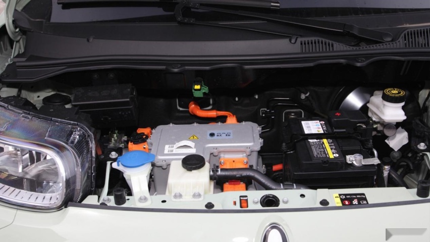 MINI COOPER、欧拉白猫和宝骏KiWi EV，年轻人应该怎么选