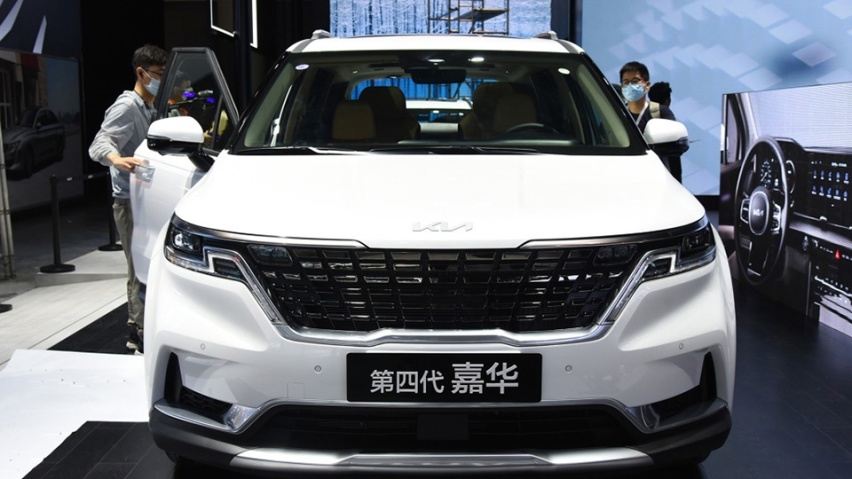 和丰田赛那一起“围剿”别克GL8，起亚嘉华的产品力够吗？