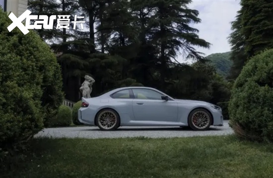 全新宝马M2 CS首发亮相:双涡轮直六发动机