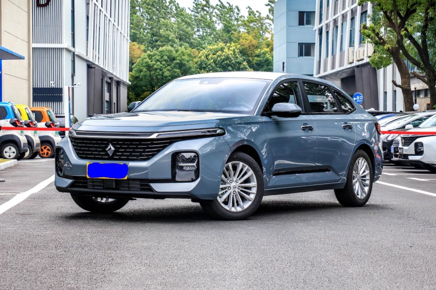 9万预算能买什么车？不妨就认准这3款国产车，颜值高还省油