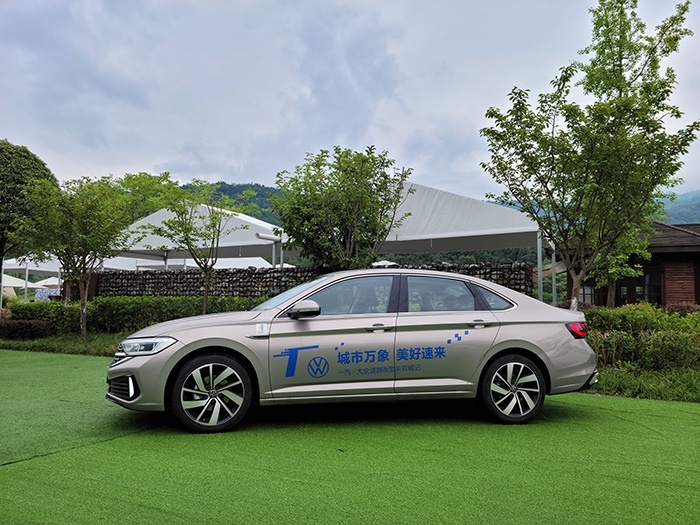 试驾新速腾1.5T,动力加持保时捷同款技术,实际表现如何?