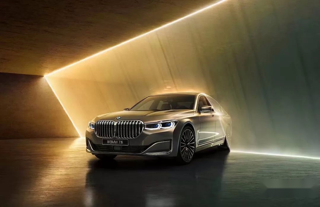 深受国人喜爱的新BMW 7系即将登场，个性化定制是最大亮点
