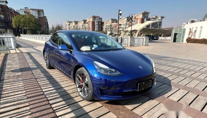 城市限行怎么买电动车?高颜值续航长,我推荐这3款