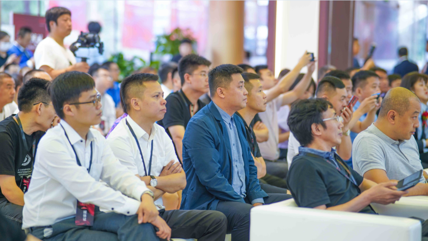 新红旗 新梦想 | 西安泰岳红旗体验7月18日 盛大启航