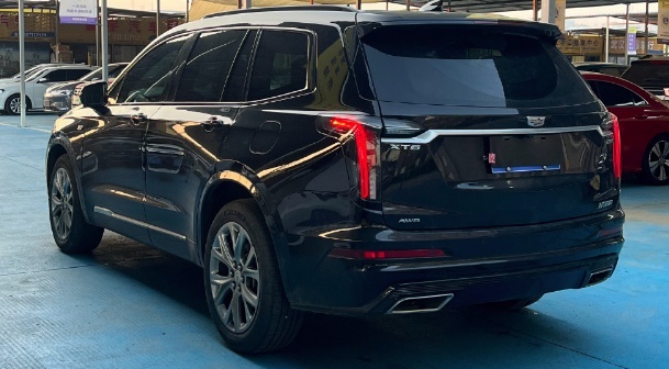 厚道2.0T混动SUV！50万实力降到29万，独立6座