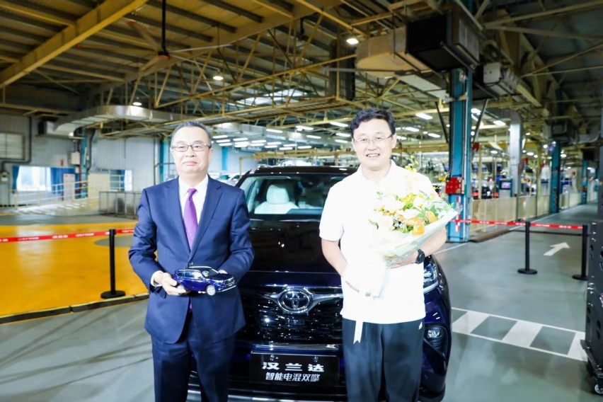 价格全面进入“2”时代！2024款汉兰达售22.98万元起