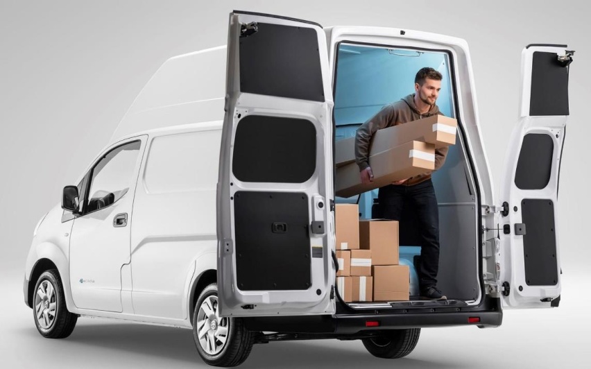 加高加长加载重，日产推e-NV200 XL Voltia