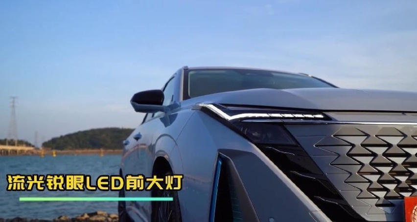 这款国产混动SUV油耗低续航超1200公里，轻松打卡福建最美海岸线