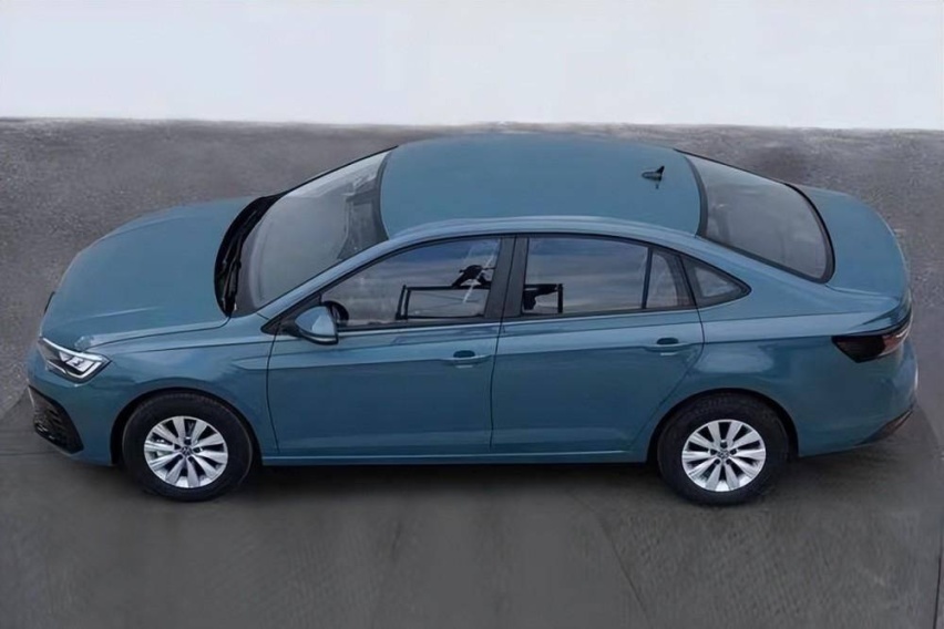 试驾大众朗逸XR：手握十万块，能买带Carplay的大众？