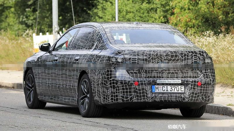 bmw-i7-spy-photos (5).jpg