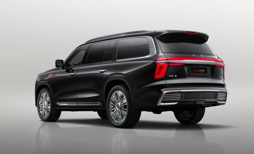 4.0T V8引擎，红旗LS7长度近5.7米，“国产库里南”要卖1百万