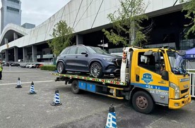 成都车展丨国产奔驰长轴GLE实车来了，车长超5米！