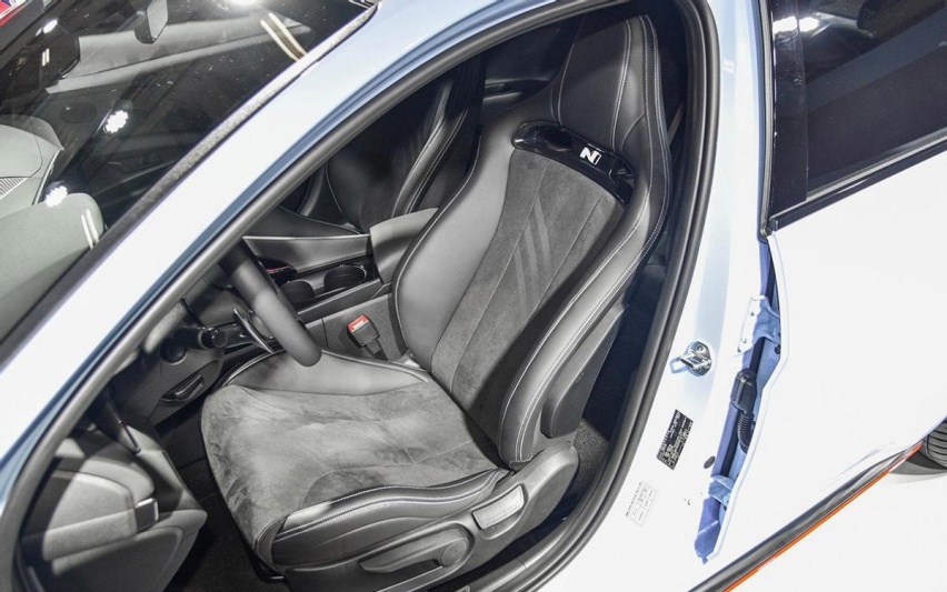 还买啥TYPE R！现代高性能车伊兰特N只需25.98万，能5.3秒就