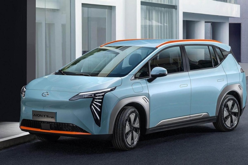 15万级纯电SUV，对比元PLUS和AION Y，哪吒U-II优势在哪