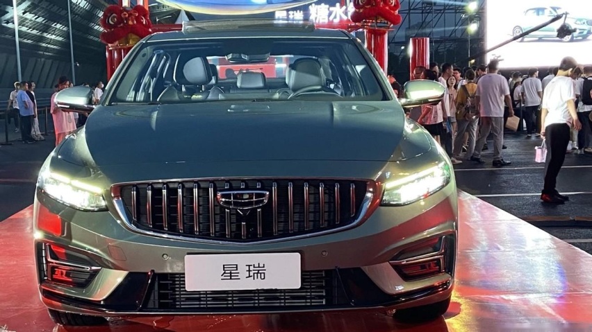 吉利星瑞新增1.5T，价格降低配置提升，多花6千买高配更好？