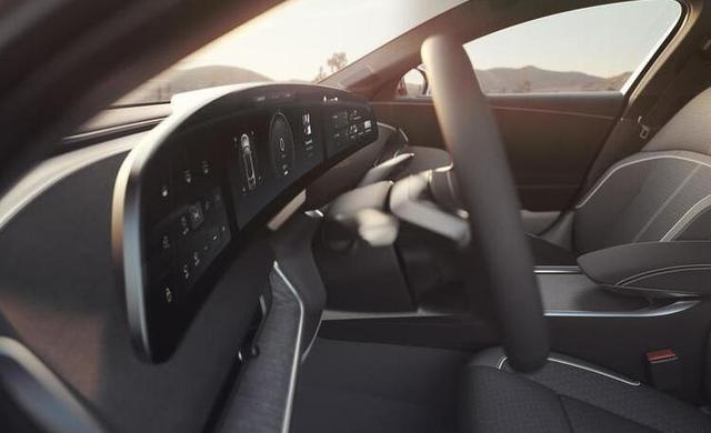 全新纯电动汽车Lucid Air发布 续航可达832km
