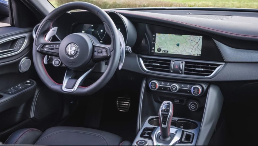 2023阿尔法罗密欧Giulia，35.98万起，碳纤维传动轴，取消后