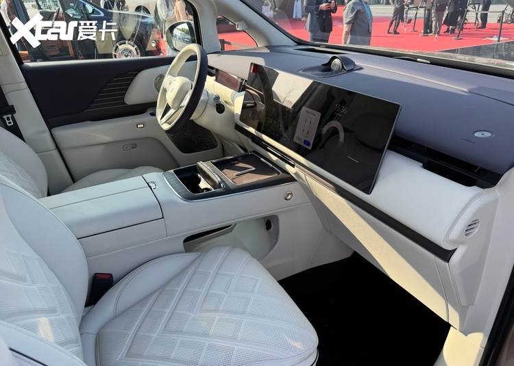 售价41.99万-52.99万元 岚图梦想家9正式上市
