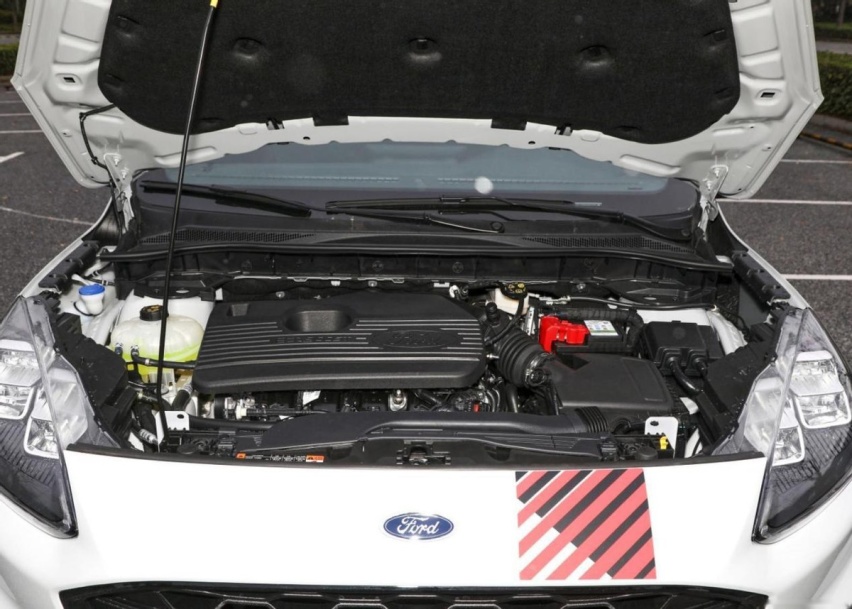 又一好车被冷落，全系2.0T+8AT，底盘扎实稳定，降至14.78万无