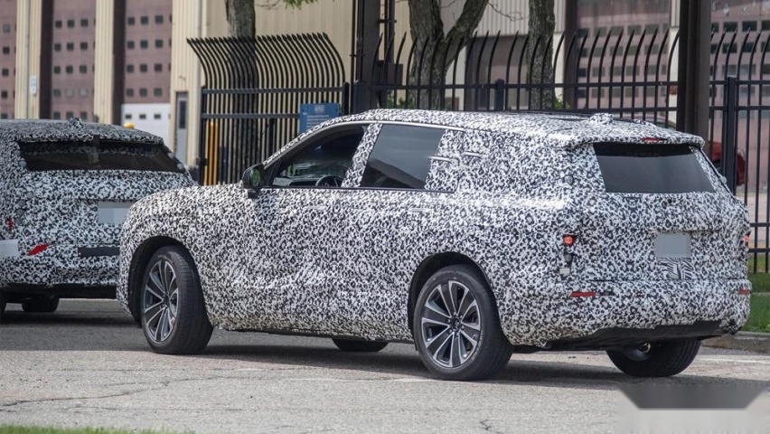 XT6纯电版？凯迪拉克全新三排纯电SUV谍照曝光