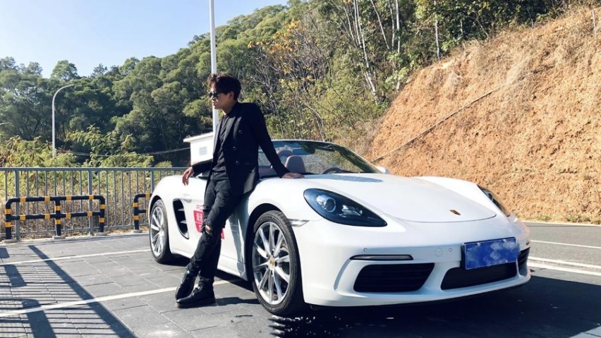 渣男：家庭就是累赘？聊聊保时捷718 Boxster