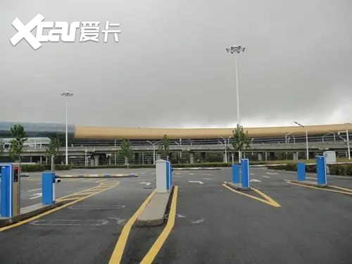 合肥新桥机场停车一天收费多少，合肥国际机场停车场怎么收费