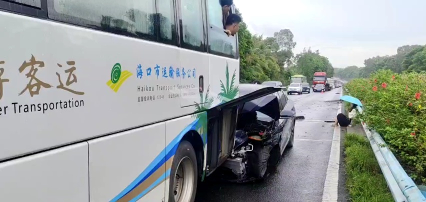 无惧任何交锋，解码极狐汽车的安全相怼论