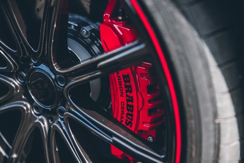 the-new-brabus-800-is-a-wolf-in-sheep-s-skin-has-more-torque-than-a-laferrari_12.jpg