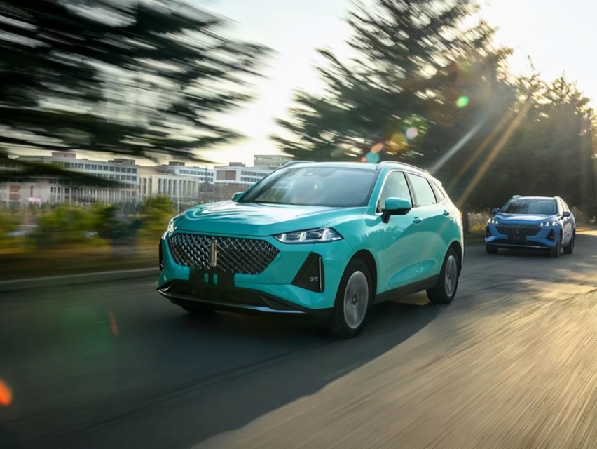 WEY品牌发布全新紧凑型SUV“玛奇朵”实车官图