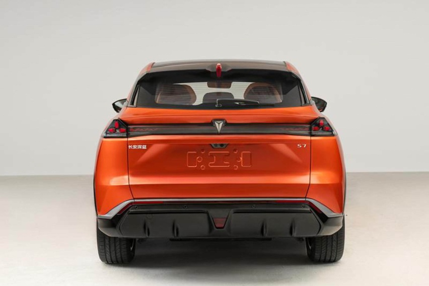 20万级网红SUV？深蓝新车一季度发布 轴距竟达2.9米！