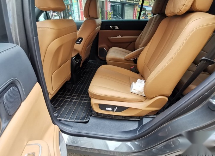 理想ONE到底怎么样？车主用车8000公里后，说出了实话