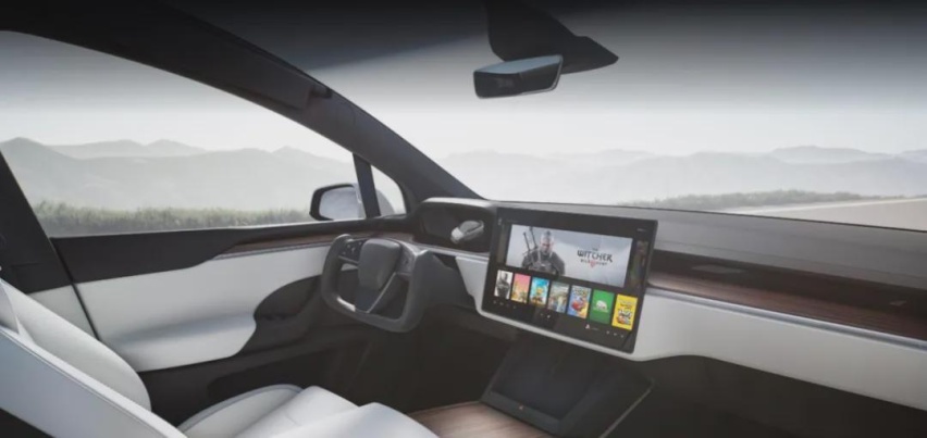采用F1式赛车方向盘？全新Model X曝光，顶配车型破百仅需2.6秒