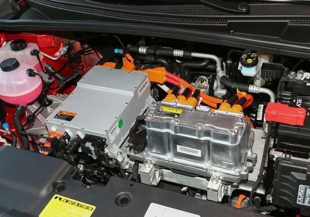 吉利帝豪GSe长续航版本已到店 续航达450km/8月7日上市