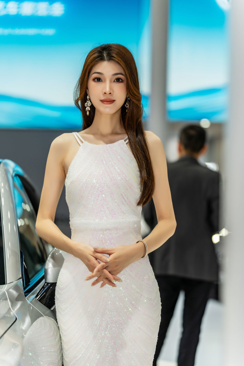 2024广州车展小姐姐大合集！是真男人就坚持到最后一张！