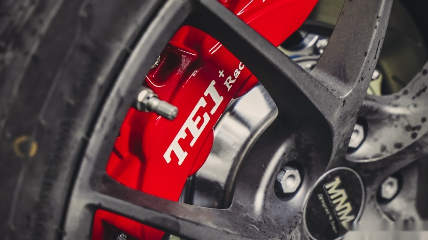 刹车改装案例分享~TEI Racing刹车P40NS+四活塞卡钳套件