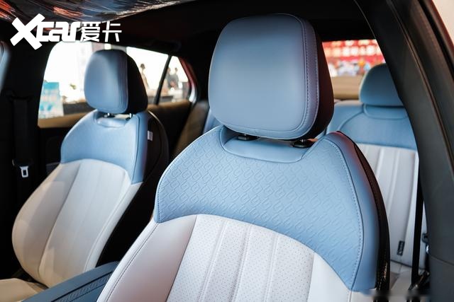 年轻人的第一台混动车 更快更省还便宜 实拍影豹混动版