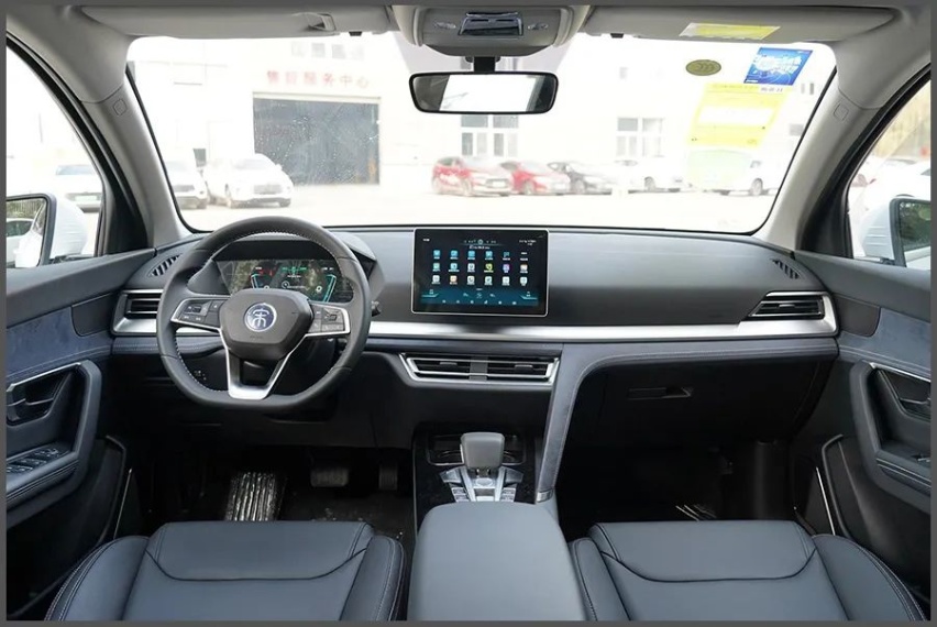 福特领界EV对比宋Pro EV，谁的实力更强？