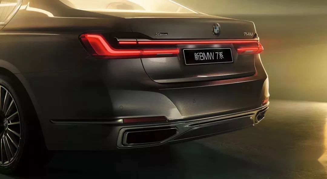 深受国人喜爱的新BMW 7系即将登场，个性化定制是最大亮点