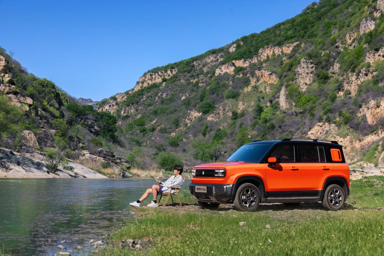 gJf EҲ Plus 2026 ʽУ