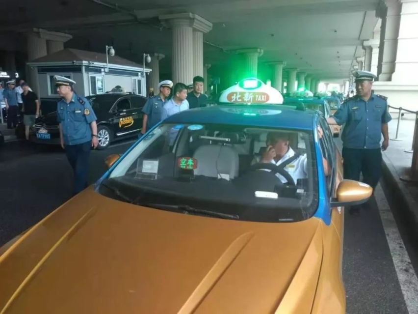 ​傅园慧包车被宰冲上热搜！东北黑车为何屡禁不止？