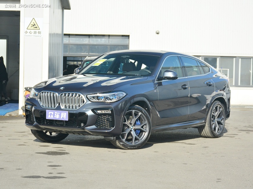 谁能占据豪华运动SUV市场C位？奥迪Q8对比奔驰GLE&宝马X6