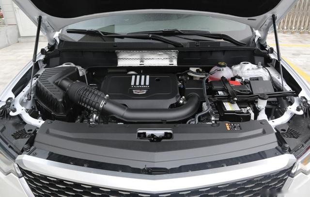实惠好开的6座豪华SUV，40万出头的凯迪拉克XT6了解下？