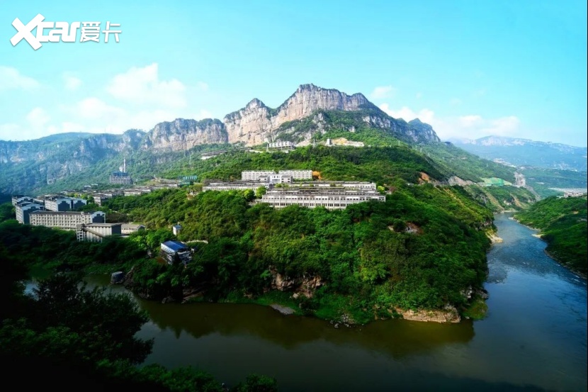 则是从产区位置就开始严格限定,保证郎酒酱香产品能够得到赤水河49