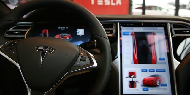 真安全or有缺陷，特斯拉Autopilot系统值不值得信赖？
