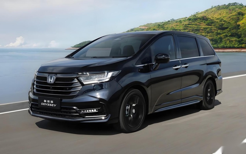 十一自驾出游租什么车？首选油混、其次增程，千万不要选纯电
