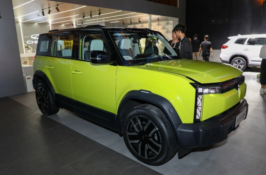 iCAR 03，10.98万元起价的“方盒子”电动车，蜂窝铝底盘