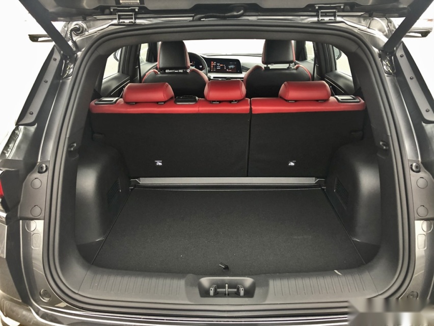 10万元你能买到什么样的SUV？试驾长安CS35 PLUS