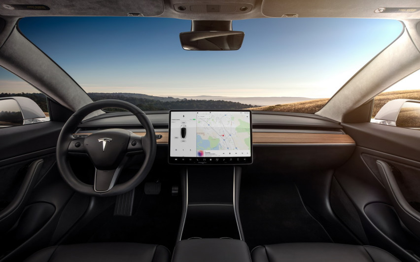 国产特斯拉Model 3售35.58万起，460公里续航，5
