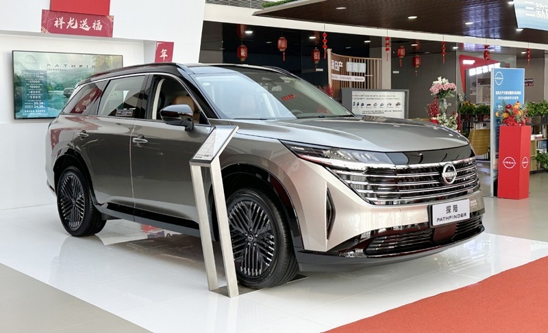2.0T+9AT，颜值与实力并存，解析东风日产探陆